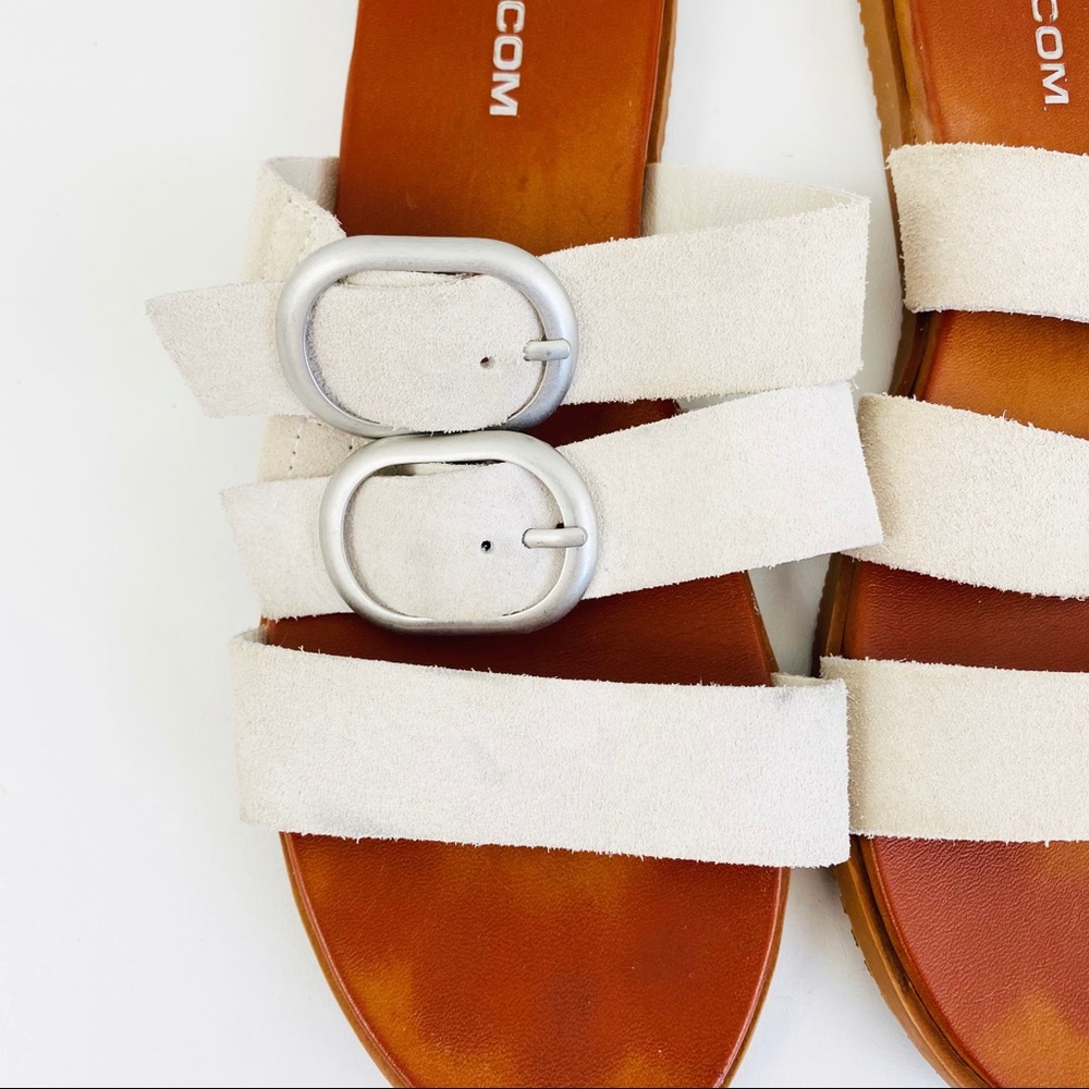Volcom Buckle Up Buttercup White Leather Sandals - Picture 2 of 4